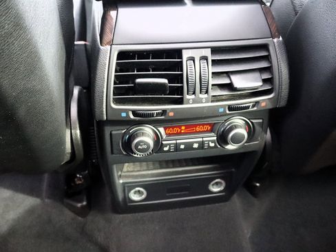 Used 2012 BMW X5 xDrive35d AWD/4WD image 21