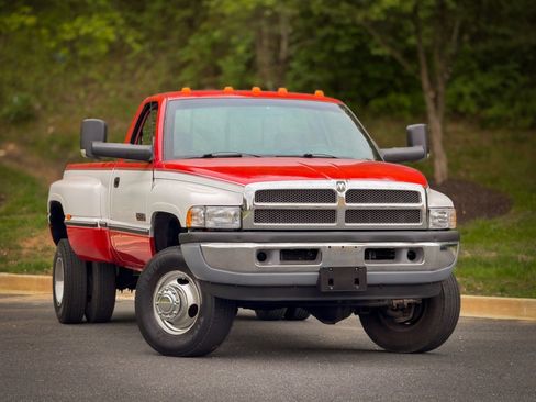 Used 1994 Dodge Ram 3500 Truck 4x4 Regular Cab image 1