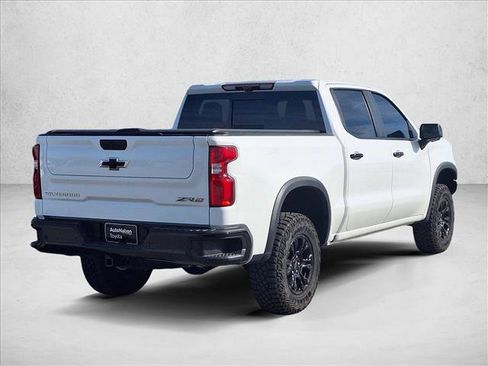 Used 2025 Chevrolet Silverado 1500 ZR2 w/ Technology Package image 5