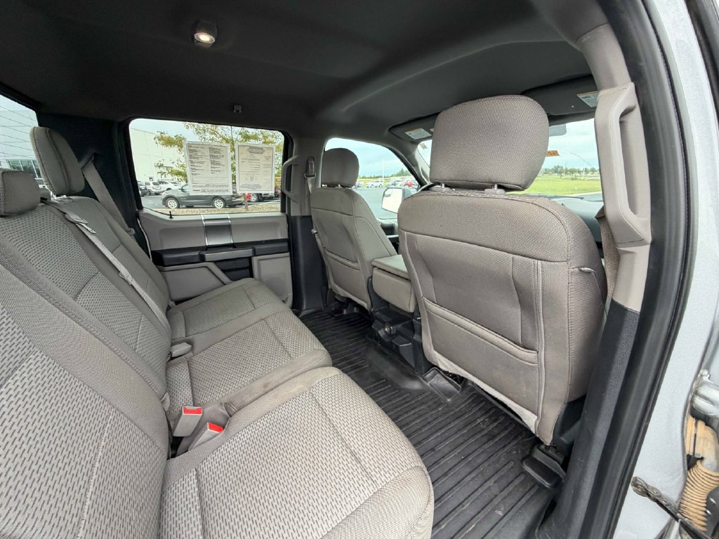Used 2020 Ford F150 XLT w/ Equipment Group 302A Luxury AWD/4WD image 24