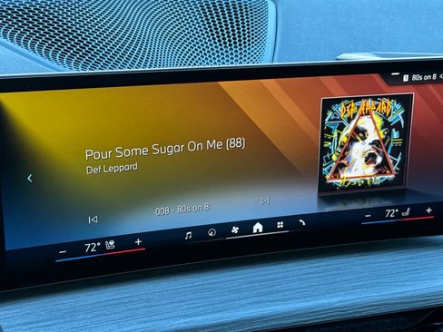 Used 2025 BMW i4 eDrive40 w/ Premium Package image 18