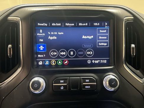 Used 2020 GMC Sierra 2500 AT4 w/ AT4 Premium Package image 12