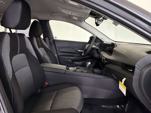 New 2026 Nissan Sentra SV FWD image 18