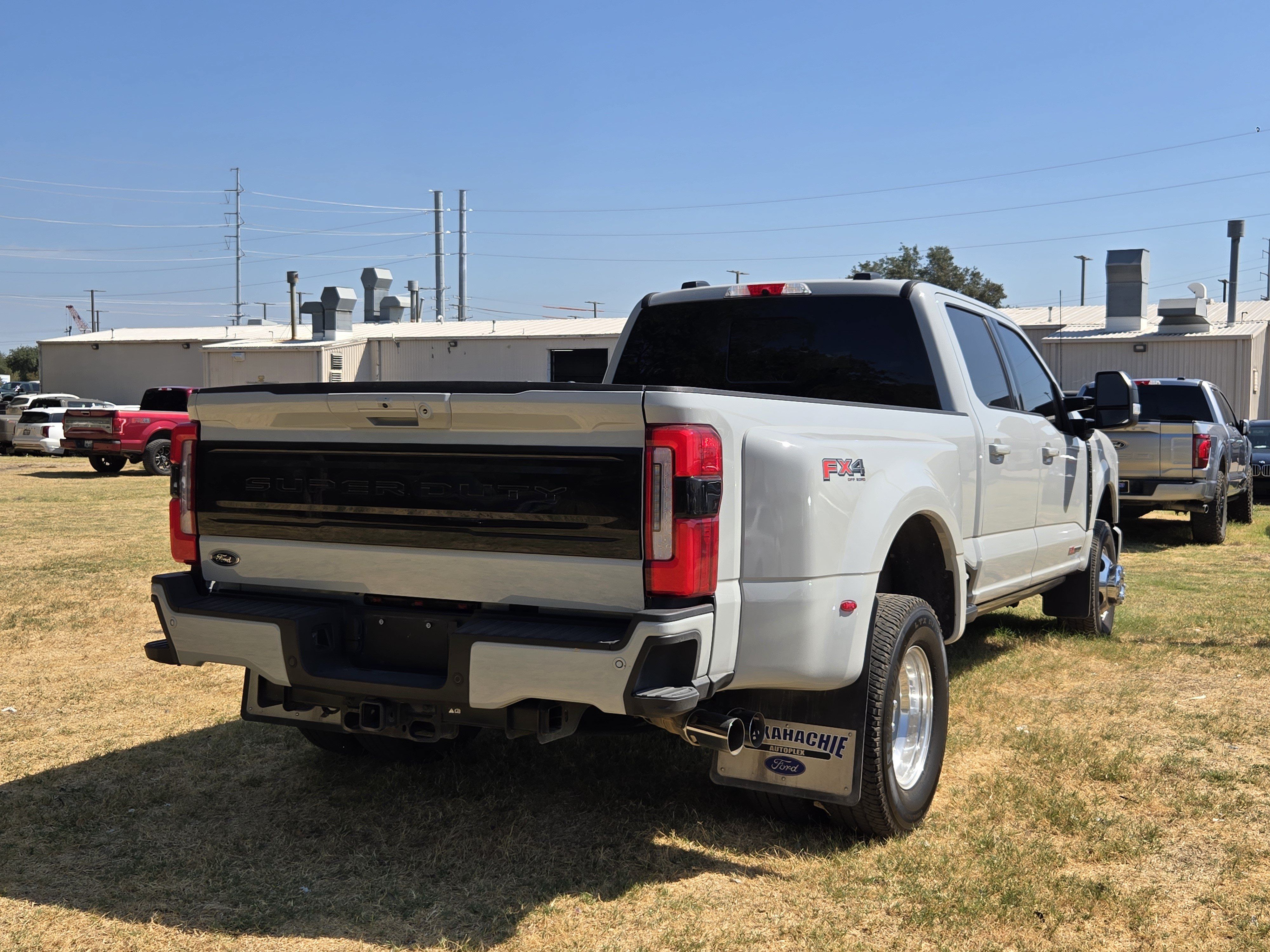 Used 2026 Ford F350 Platinum AWD/4WD image 6