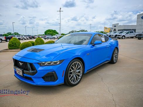 Certified 2024 Ford Mustang GT Premium RWD image 3