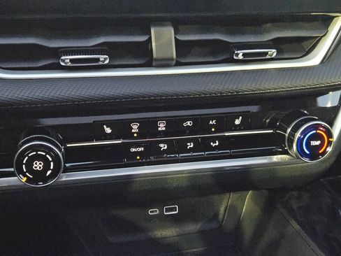 New 2026 Chevrolet Equinox LT image 22