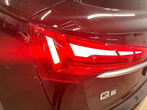 Used 2022 Audi Q5 2.0T Premium Plus w/ Premium Plus Package image 31