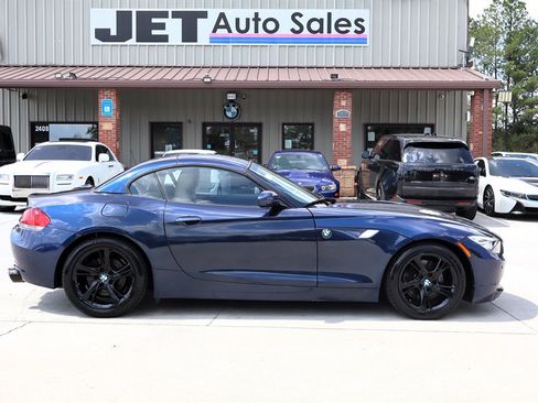 Used 2011 BMW Z4 sDrive35i RWD image 15
