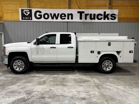 Used 2019 Chevrolet Silverado 2500 W/T w/ WT Convenience Package RWD image 2