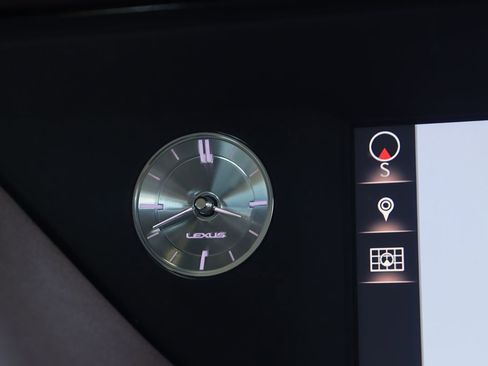 Used 2018 Lexus LS 500 image 40