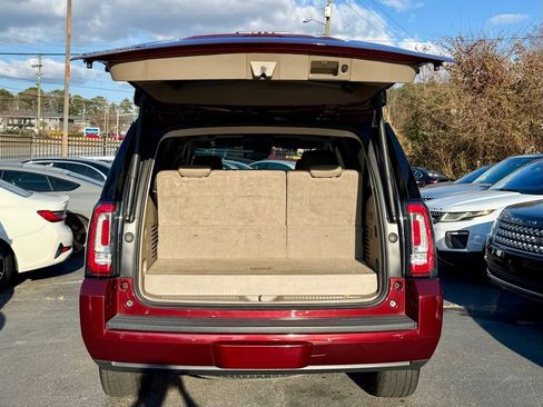 Used 2018 GMC Yukon SLT w/ Open Road Package image 9