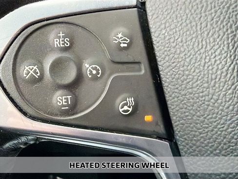 Used 2021 Chevrolet Traverse RS image 8