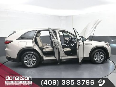 Used 2024 MAZDA CX-90 Plug-In Hybrid w/ Preferred AWD/4WD image 23