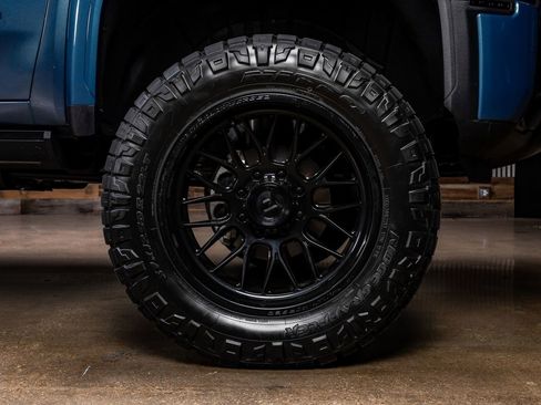 Used 2025 GMC Sierra 2500 Denali Ultimate w/ Max Trailering Package image 12