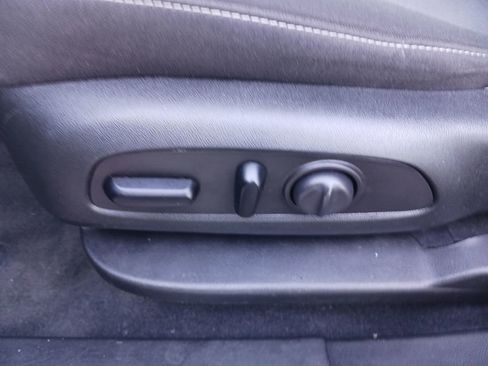 Used 2023 Chevrolet Blazer LT image 29