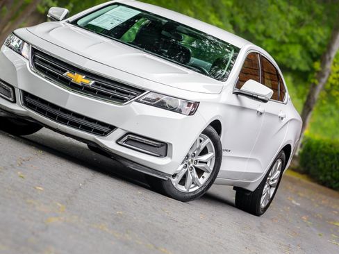 Used 2020 Chevrolet Impala LT FWD image 21