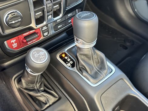 New 2026 Jeep Gladiator Rubicon AWD/4WD image 20