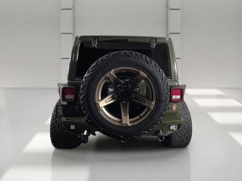 Used 2024 Jeep Wrangler Unlimited AWD/4WD image 6