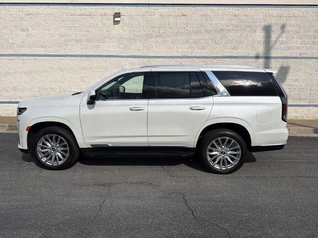 Certified 2022 Cadillac Escalade Premium Luxury AWD/4WD image 4