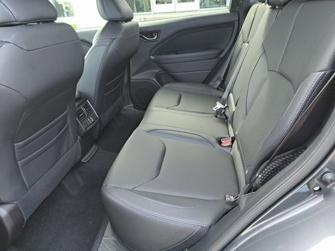New 2025 Subaru Forester Limited image 15