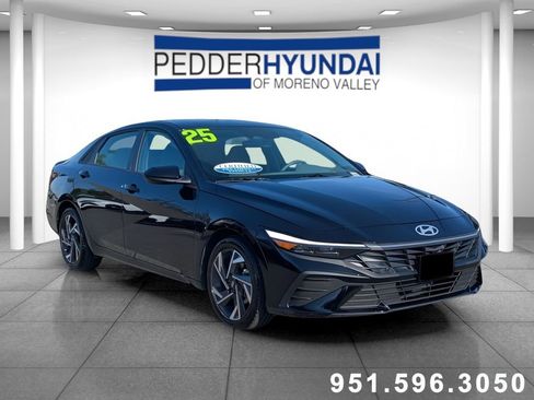 Certified 2025 Hyundai Elantra Sport FWD image 1