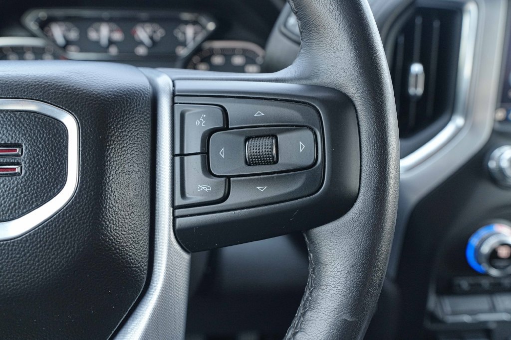 Used 2022 GMC Sierra 1500 SLT w/ SLT Premium Package AWD/4WD image 37