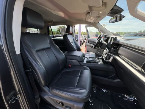 Used 2024 Ford Expedition XLT AWD/4WD image 35