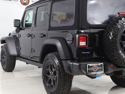 Used 2023 Jeep Wrangler Unlimited w/ Cold Weather Group image 22