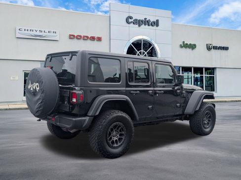 Used 2022 Jeep Wrangler Unlimited Sport w/ Xtreme Recon 35" Tire Package AWD/4WD image 3