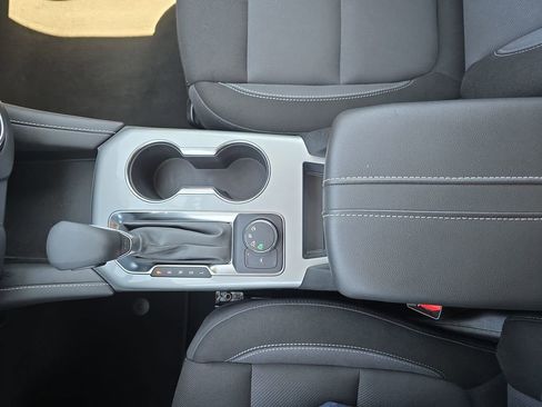 Used 2025 Chevrolet Blazer LT image 25