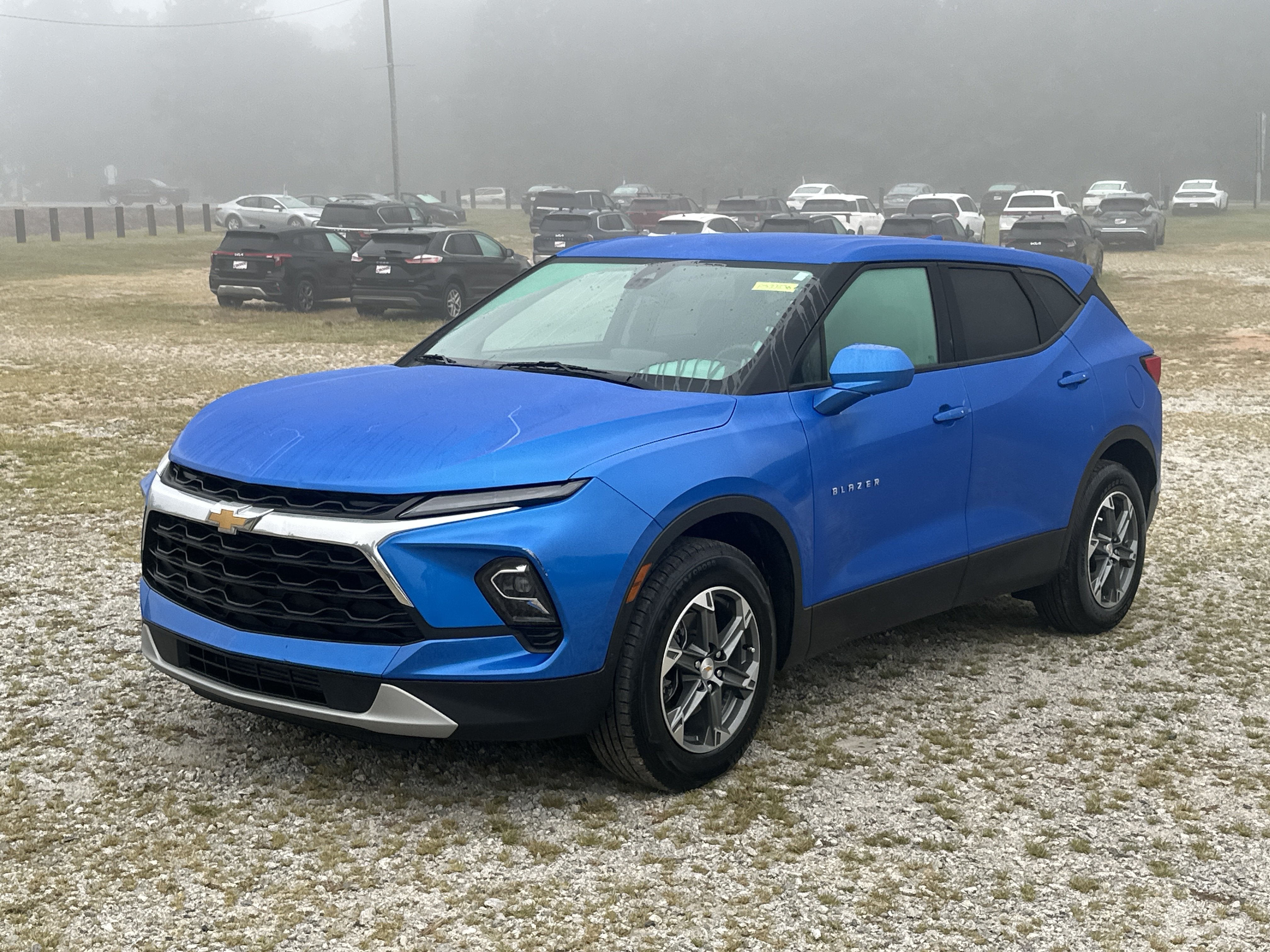 Used 2025 Chevrolet Blazer LT AWD/4WD image 1