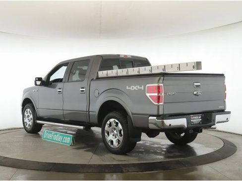 Used 2011 Ford F150 Lariat w/ Lariat Chrome Pkg image 8