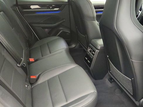 Used 2025 Porsche Macan 4 Electric image 26