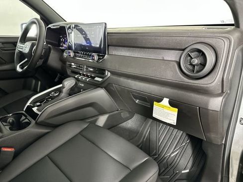 New 2026 Chevrolet Colorado Trail Boss AWD/4WD image 30