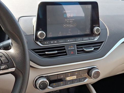 Used 2019 Nissan Altima 2.5 S FWD image 23