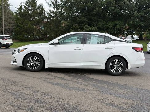 Used 2020 Nissan Sentra SV FWD image 3