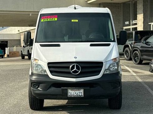 Used 2015 Mercedes-Benz Sprinter 2500 image 9