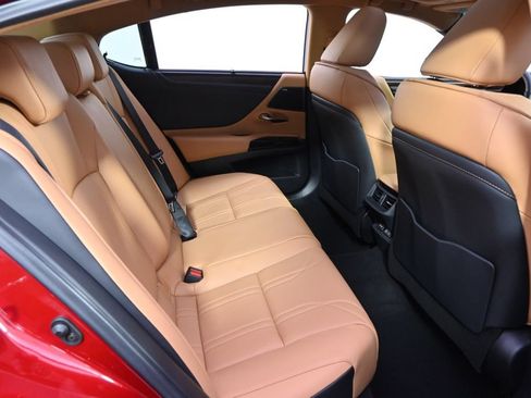 Used 2025 Lexus ES 350 Ultra Luxury FWD image 18