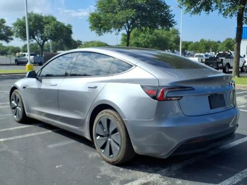 Used 2025 Tesla Model 3 Long Range RWD image 6