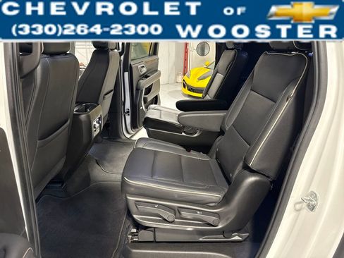 Used 2021 Chevrolet Suburban Premier image 31