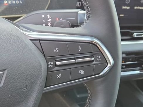New 2026 Chevrolet Equinox LT w/ Safety and Technology Package FWD image 17