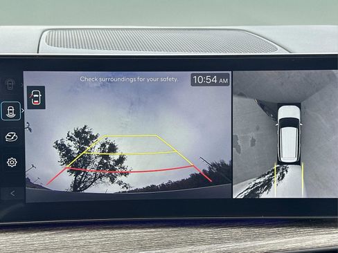 Used 2024 Hyundai Santa Fe Limited image 29