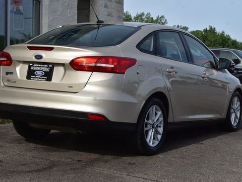 Used 2017 Ford Focus SE FWD image 14
