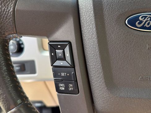 Used 2014 Ford F150 Lariat w/ Equipment Group 502A Luxury AWD/4WD image 17