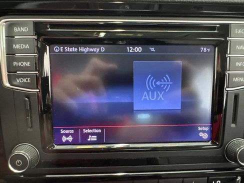 Used 2016 Volkswagen Jetta SEL Premium FWD image 39
