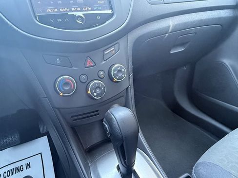 Used 2016 Chevrolet Trax LS w/ LPO, Cargo Package FWD image 23