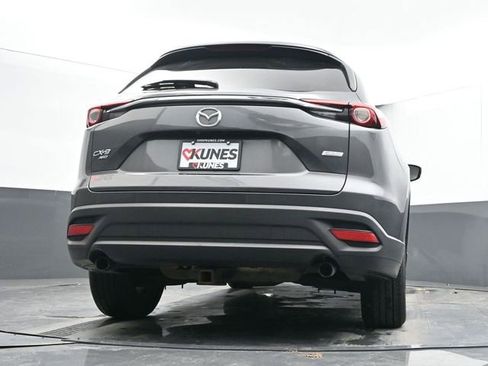 Used 2018 MAZDA CX-9 Touring image 47