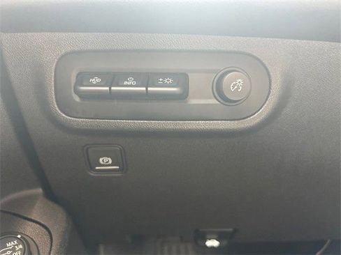 Used 2023 GMC Terrain Denali image 22