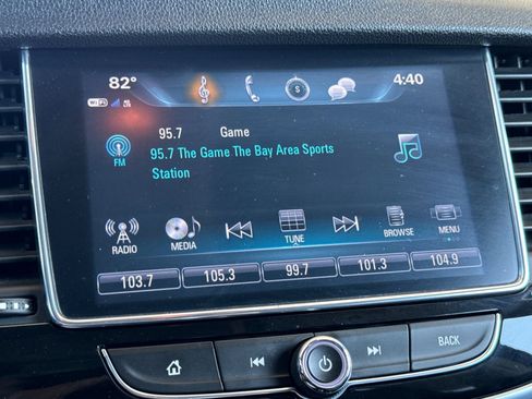 Used 2018 Buick Encore Essence image 18