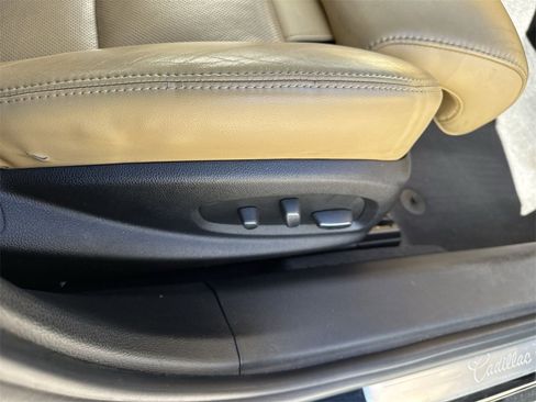 Used 2013 Cadillac XTS Luxury w/ Driver Awareness Package image 46